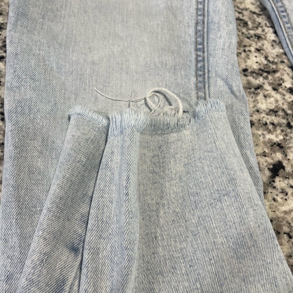 Light Wash Distressed Jeans - Picture 8 of 8